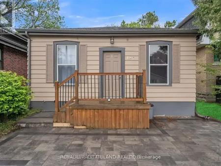 147 WILSON AVENUE | 147 WILSON AVENUE, London