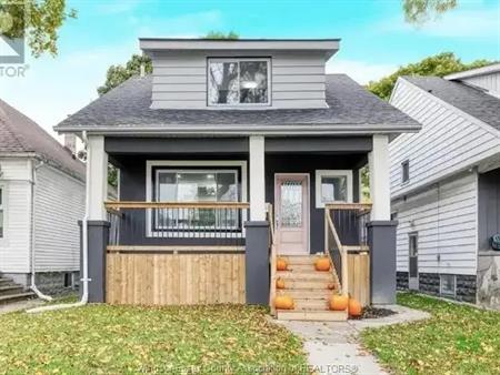 1141 HALL AVENUE | 1141 HALL AVENUE, Windsor