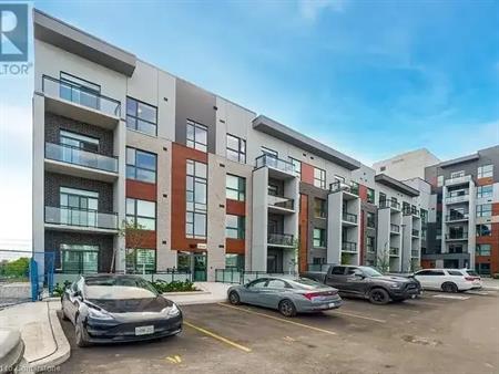 95 DUNDAS Street W Unit# 429 | 95 DUNDAS Street W Unit# 429, Oakville