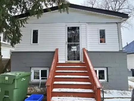 937 BRIDGE AVENUE | 937 BRIDGE AVENUE, Windsor