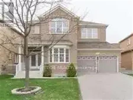 60 SIENA DRIVE | 60 SIENA DRIVE, Vaughan