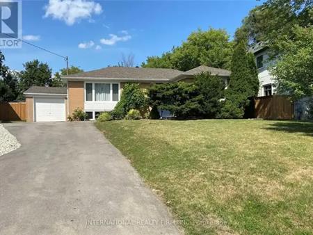 1327 SHELDON AVENUE | 1327 SHELDON AVENUE, Oakville