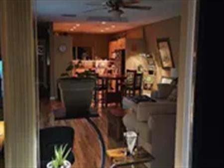 2 rooms house of 37 m² in Area F (Alberni Highway)