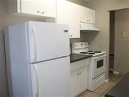 1 room apartment of 61 m² in Edmonton