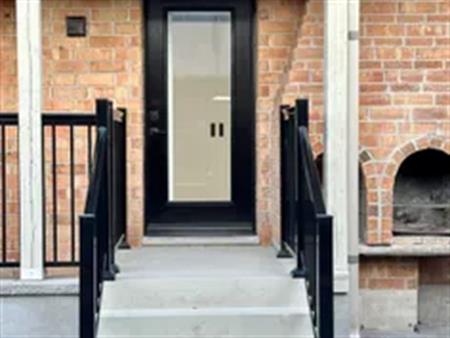4 rooms house of 162 m² in Toronto