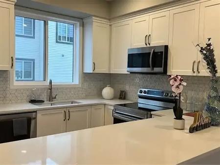 Three Bedroom New Townhouse in Walker next to Shauna May Seneca School | 67 - 2072 Wonnacott Way Southwest, Edmonton