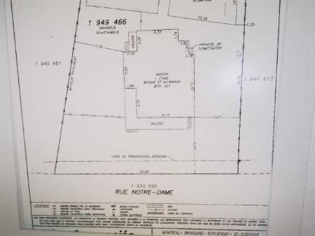 2 MAISONS SUR TERRAIN A CHARLEMAGNE Notre Dame ZONE R-15 MULTI - 8 LOGEMENTS OU CONDOS