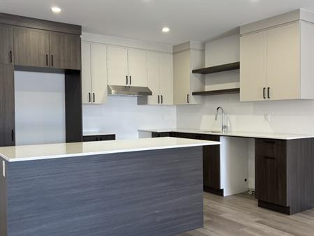 5 ½ NEUF | EAST ANGUS | DÈS MAINTENANT