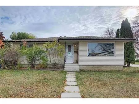 5915 148 Avenue Northwest | 5915 148 Avenue Northwest, Edmonton