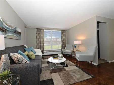 2861 Baycrest Drive (HG 5) | 2861 Baycrest Drive (HG 5), Ottawa