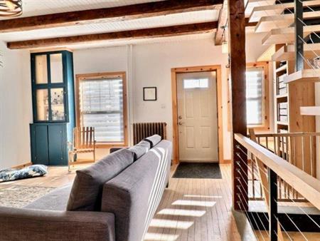 Maison de ville 3 Chambres à louer