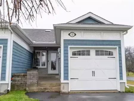 Beautiful 3-Bed, 2-Bath Home in Cornwall | 2 Sunset Boulevard, Cornwall