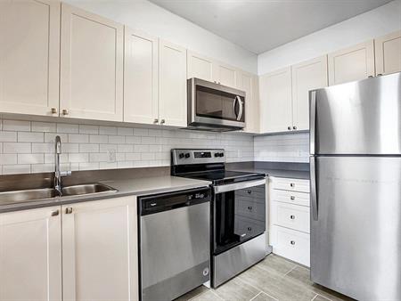 Phoenix Apartments | 1316 Carling Avenue, Ottawa