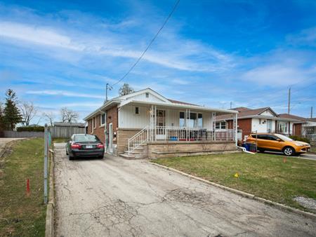 59 Vickers  Rd. - Lower | 59 Vickers Rd., Hamilton