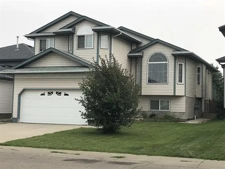 Manning Town Center - Large Bright 2 Bed Bsmt Suite Newer Home Close to Transit | 5115 152A Avenue Northwest, Edmonton