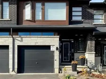 27 GREENWICH Avenue | 27 GREENWICH Avenue, Stoney Creek