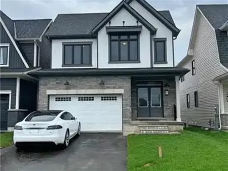 66 AVIRON CRESCENT Crescent | 66 AVIRON CRESCENT Crescent, Welland