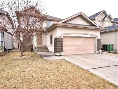 Beautiful 4-bedroom + den home in Cranston | 18 Cranwell Close SE, Calgary