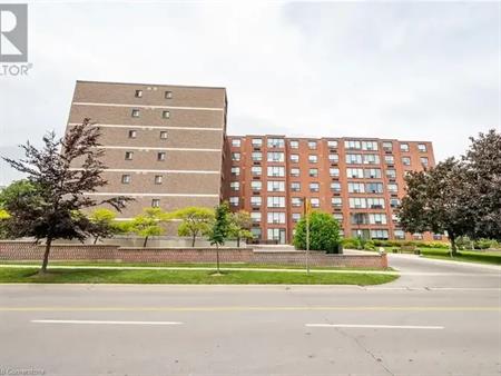 99 DONN Avenue Unit# 403 | 99 DONN Avenue Unit# 403, Stoney Creek