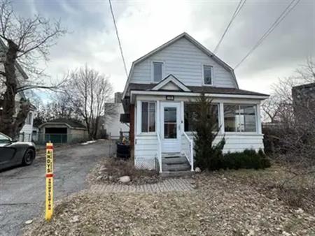 162 WOODROFFE AVENUE | 162 WOODROFFE AVENUE, Ottawa