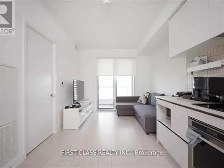 3703 - 950 PORTAGE PARKWAY | 3703 - 950 PORTAGE PARKWAY, Vaughan