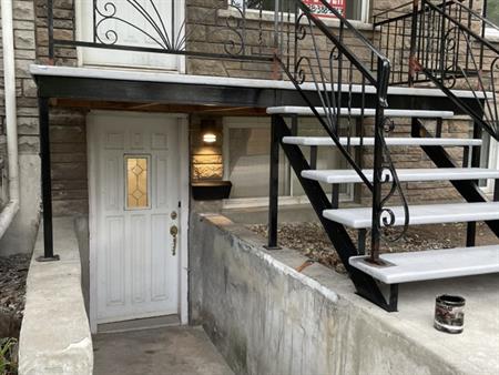 3 1/2 LUMINEUX CHERCHE LOCATAIRE DE RÊVE