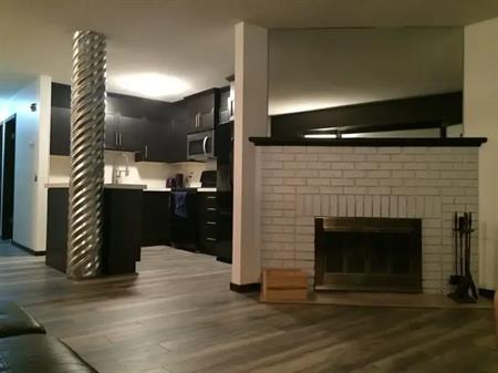 Beautifully Updated 2 Bedroom Main Floor Near Dalhousie Train, Utilities Incl. | 60 Dalhousie Crescent Northwest, Calgary