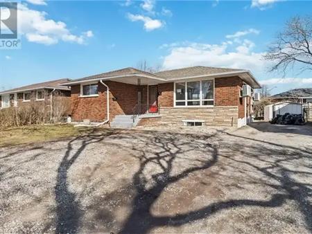 95 FAIRVIEW Drive Unit# 2 | 95 FAIRVIEW Drive Unit# 2, Brantford