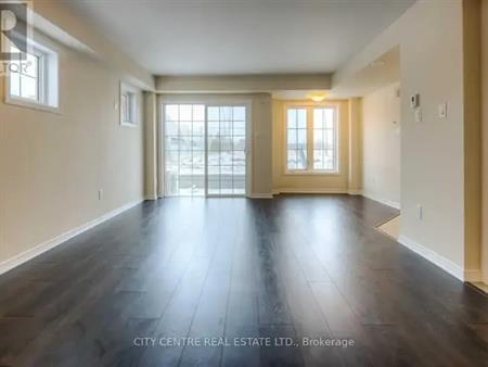 38 - 2441 GREENWICH DRIVE | 38 - 2441 GREENWICH DRIVE, Oakville