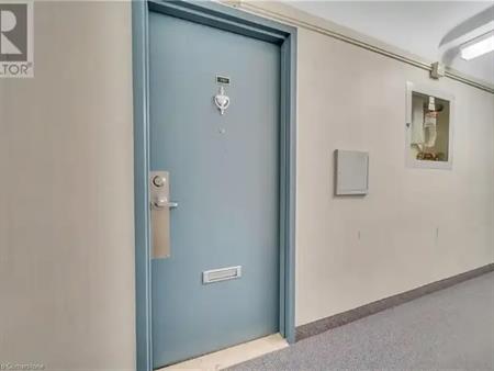 24 MIDLAND Drive Unit# 701 | 24 MIDLAND Drive Unit# 701, Kitchener