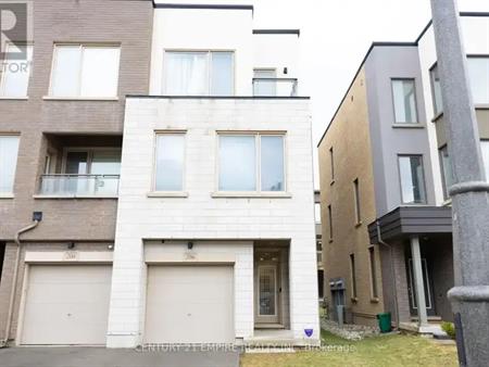 206 HUGUENOT ROAD | 206 HUGUENOT ROAD, Oakville