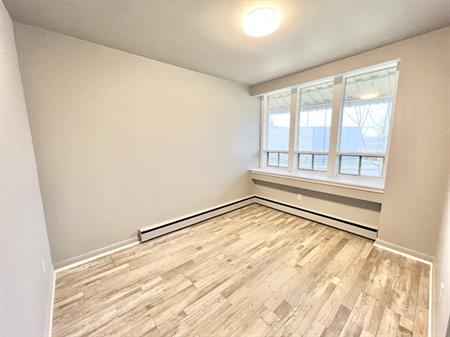 BRAND NEW 2 BED + 1 BATH UNIT IN THOROLD NIAGARA | 55 John Street, Thorold