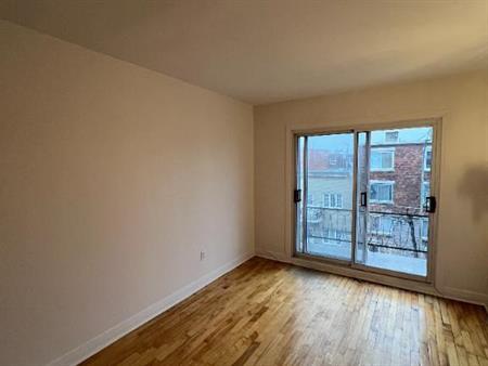 4.5 Apartment For May 1st, 2025 - A louer • For Rent