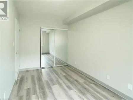 593 STRASBURG Road Unit# 211 | 593 STRASBURG Road Unit# 211, Kitchener