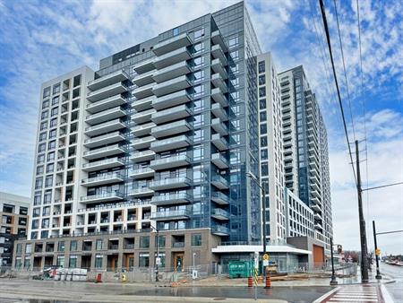 1 BED + 1 DEN + 1 BATH  Luxury Condo at THE THORNHILL | 7950 Bathurst Street, Vaughan
