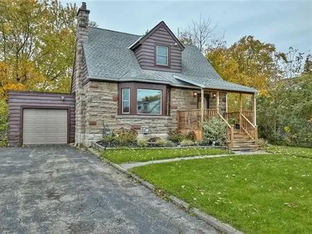 Upper- 149 First Avenue | 149 First Avenue, Welland