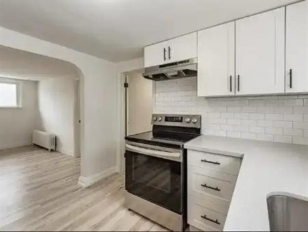 Upper- 138 Allanburg Road | 138 Allanburg Road, Thorold
