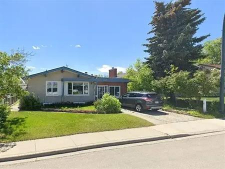 Thorncliffe newly renovated 2-bedroom legal suite for rent | Calgary