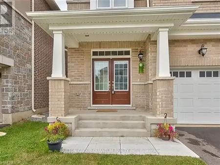 (ROOM 1) - 545 KENNEDY CIRCLE W | (ROOM 1) - 545 KENNEDY CIRCLE W, Milton