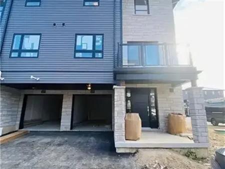 44 - 51 SPARROW AVENUE | 44 - 51 SPARROW AVENUE, Cambridge