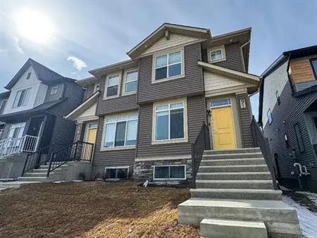 NEW 3 BEDROOM DUPLEX IN GLACIER RIDGE | 87 Edith Pass Northwest, Calgary