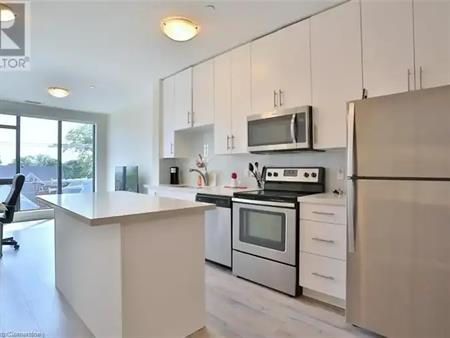 690 KING Street Unit# 204 | 690 KING Street Unit# 204, Kitchener