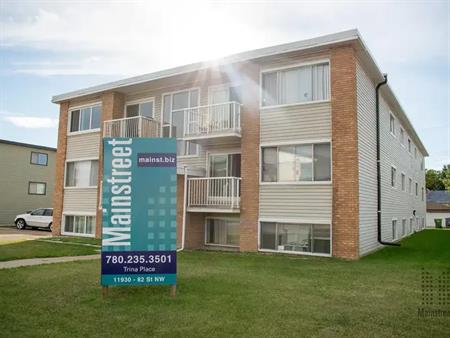 Trina Place | 11930 82 Street NW, Edmonton