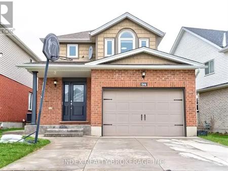 94 BLUE LACE CRESCENT | 94 BLUE LACE CRESCENT, Kitchener