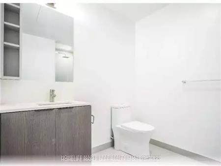 Brand new Jr. 1-bed at 55 Mercer! Juliette balcony, FENDI lobby, steps to King West, CN Tower & PATH—live the vibe! | 55 Merc