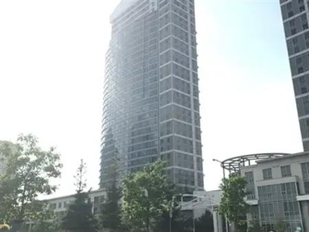 Scala #11499 | 25 Adra Grado Way, North York