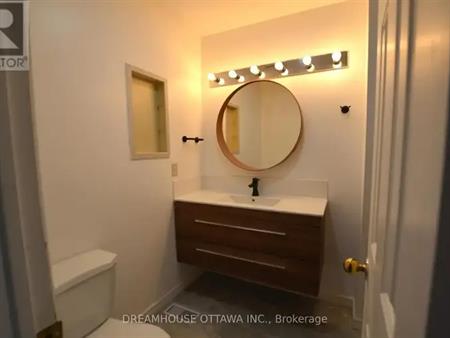 16 FORSYTH LANE | 16 FORSYTH LANE, Ottawa