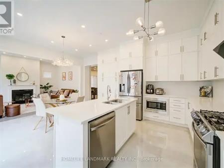 52 SIKURA CIRCLE | 52 SIKURA CIRCLE, Aurora