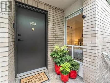 4101 33 CHESTERFIELD PLACE | 4101 33 CHESTERFIELD PLACE, North Vancouver