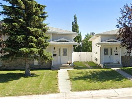 3 Bedroom, 2 Bathroom Duplex with Fenced Yard! Available June 1, 2025 | 6259 Orr Drive, Red Deer